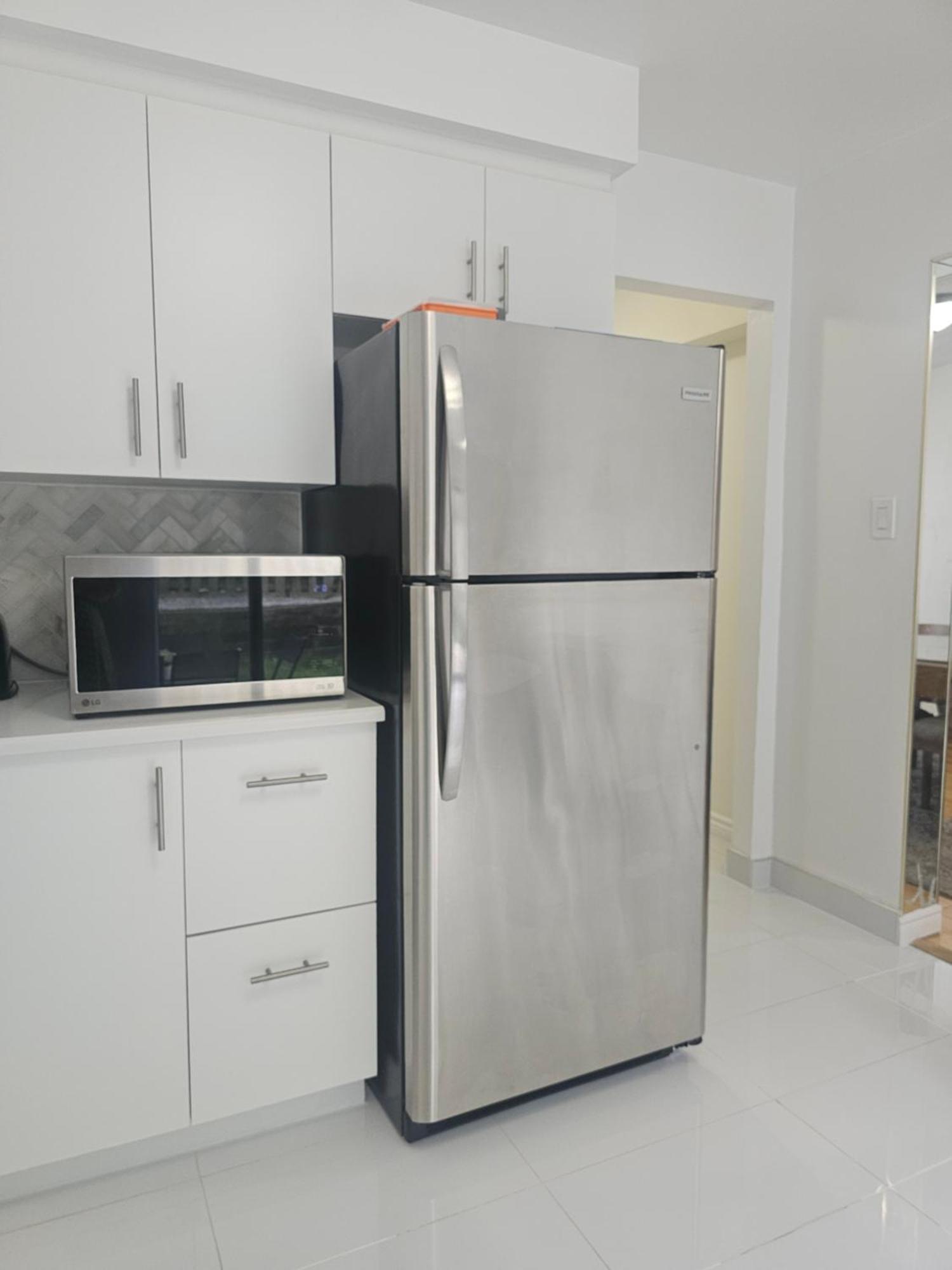 Modern Bright Cozy 3Bed 3Bath Vacation House In Ajax, Greater Toronto Area Gta, On, Canada Exteriör bild